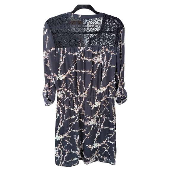 DR2 Woman's Black Floral Semi Sheer Dress with Pockets Size L - Picture 4 of 11